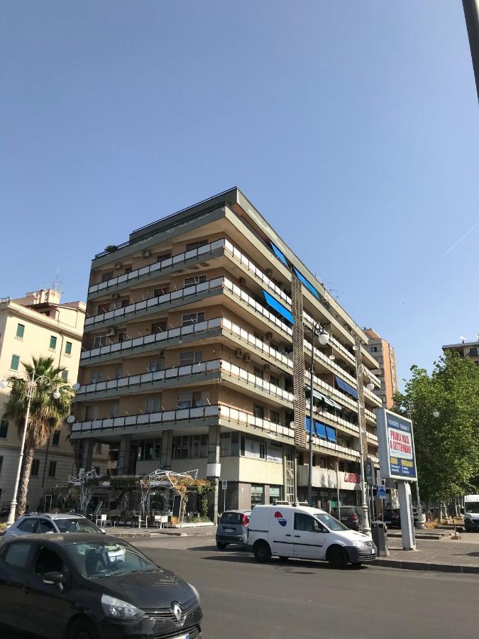 Casa Vacanza Brezza Di Maestrale Salerno Exterior foto
